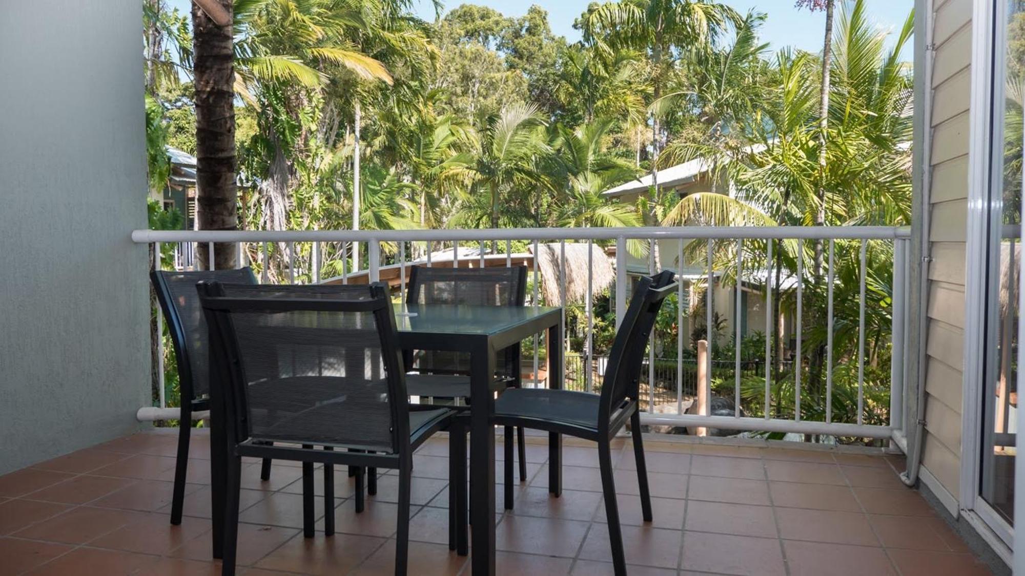 Marlin Cove Holiday Apartments Trinity Beach Room photo